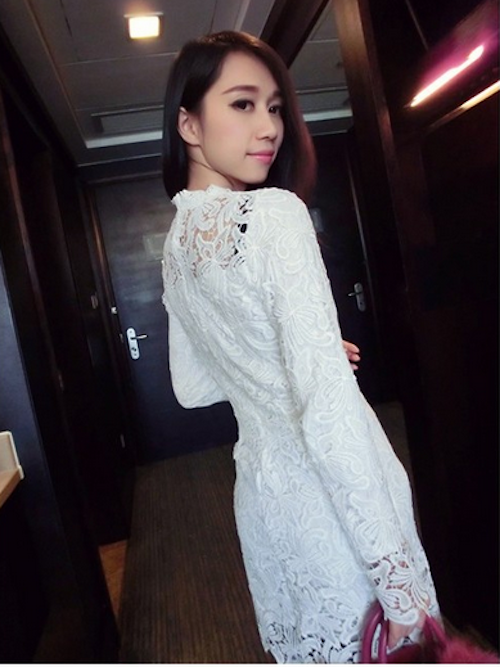 WD21600 Elegant Lace Dress White