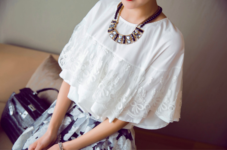 BM71112 Lace Ruffle Top White