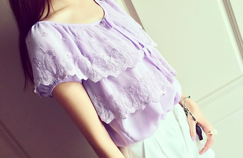 BM71114 Vintage Lace Top Purple