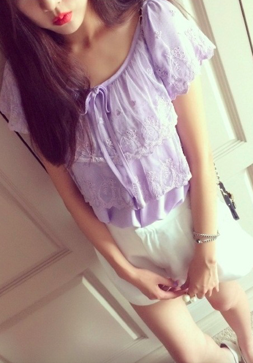 BM71114 Vintage Lace Top Purple