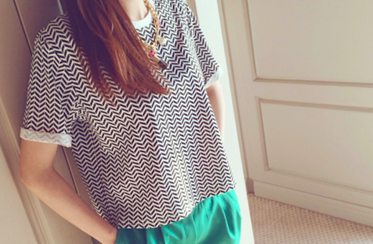 BM71115 Zig Zag Print Top As Picture