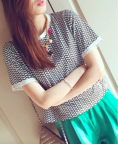 BM71115 Zig Zag Print Top As Picture