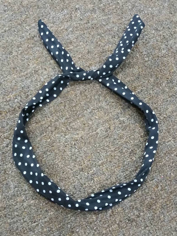 WB7656 Lovely Wire Headband Black