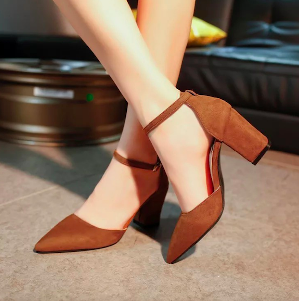 HT122 Pointed High Heel Brown