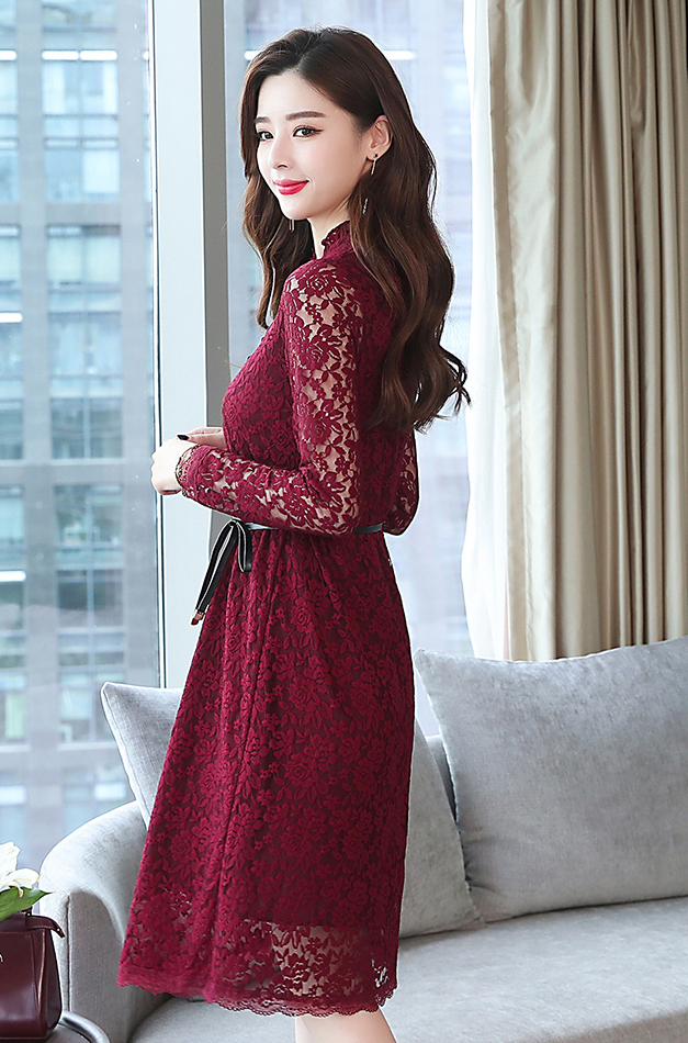 GW2275 Classic Lace Dress Maroon