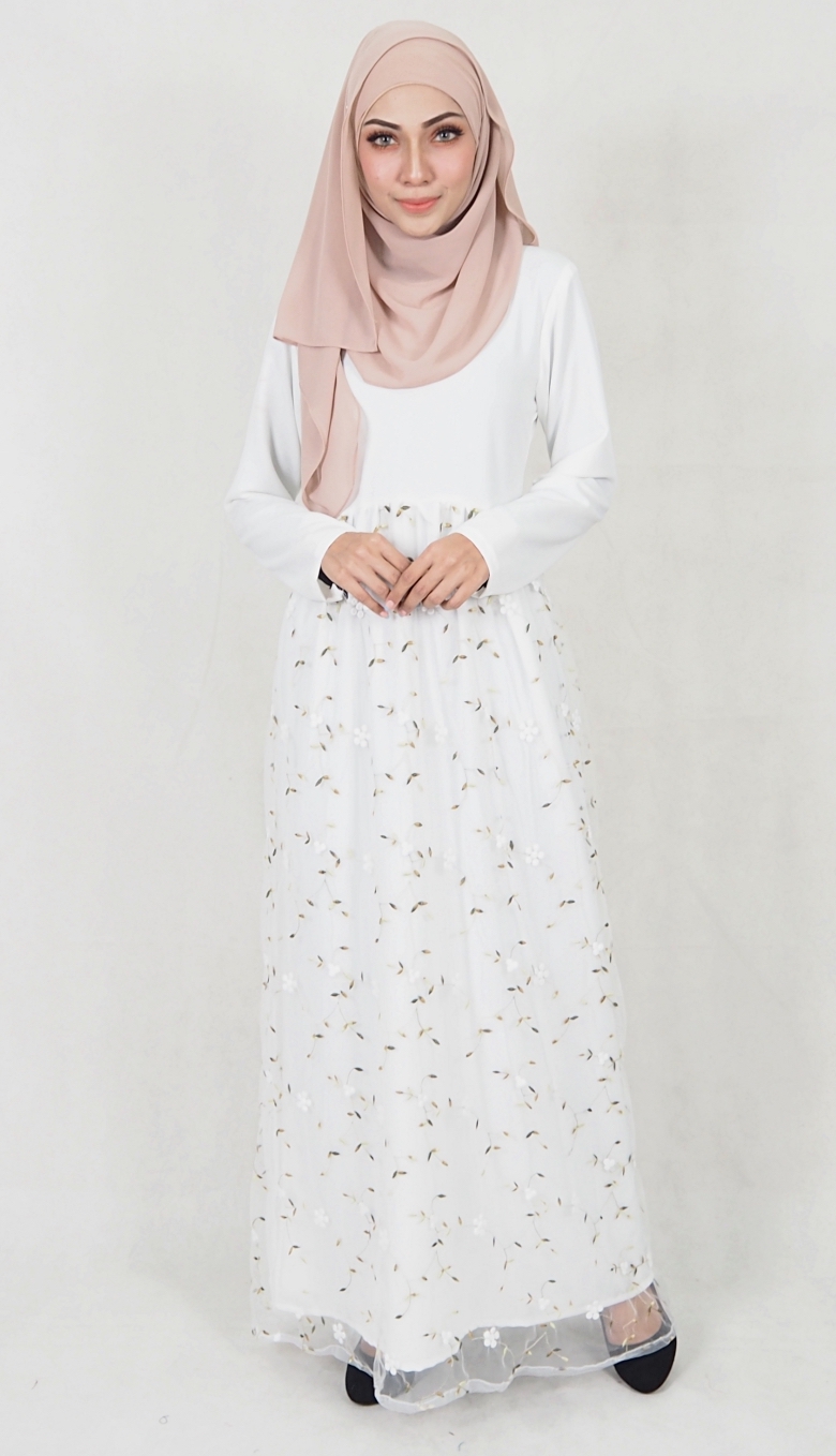SW5109 Pretty Jubah (Breastfeed) White