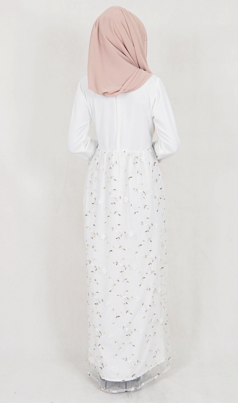 SW5109 Pretty Jubah (Breastfeed) White