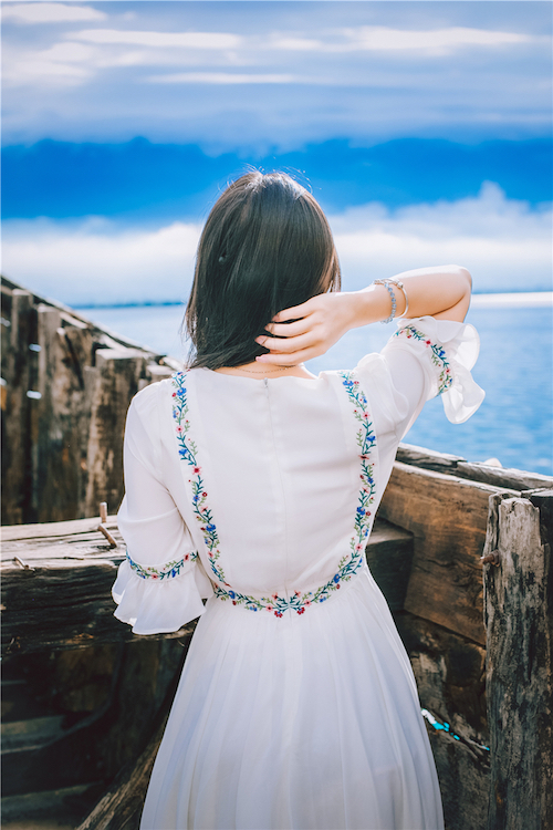 BM70255 Elegant Dress White