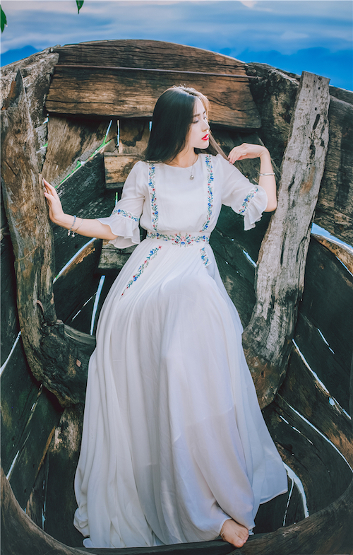 BM70255 Elegant Dress White