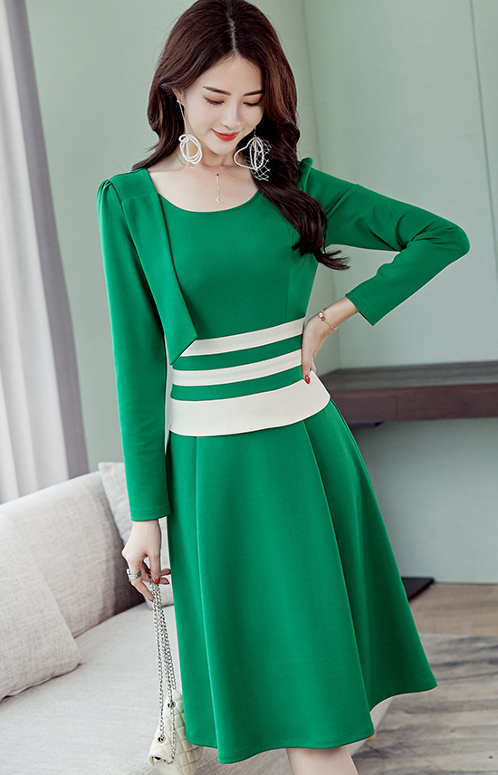 ST-615 Charming Dress Green