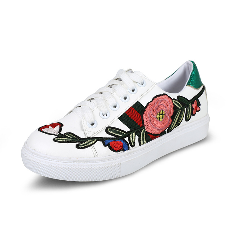 YK018 FLORA EMBRIODERY SNEAKERS (GREEN)