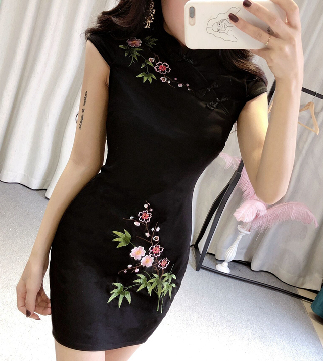 ZL724 Stylish Cheongsam Black