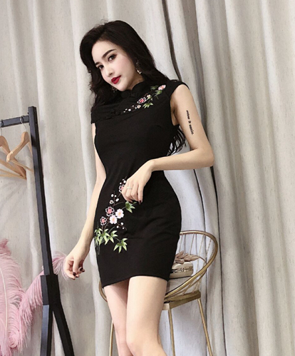 ZL724 Stylish Cheongsam Black