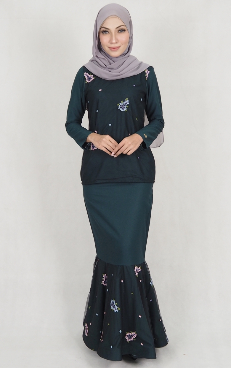 SW5176 Stylish Baju Kurung Emerald Green