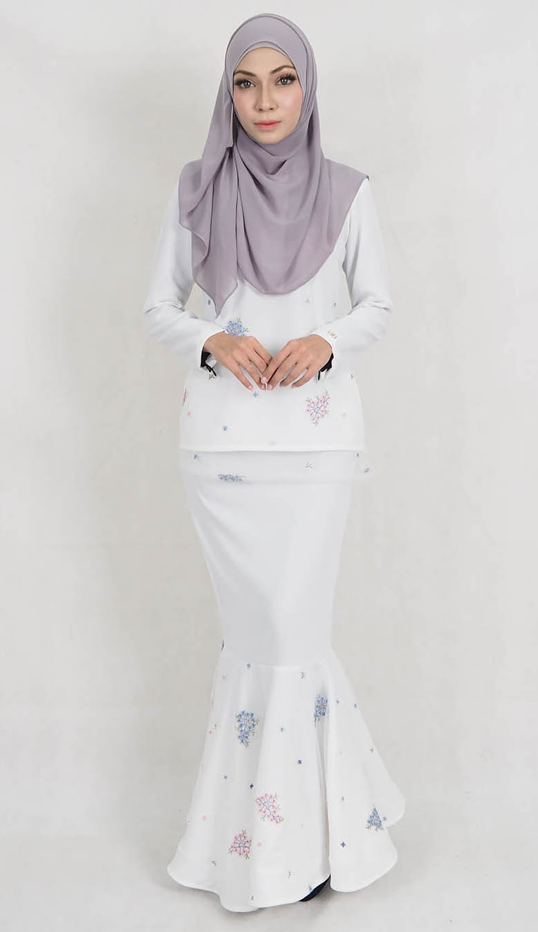 SW5176 Stylish Baju Kurung White