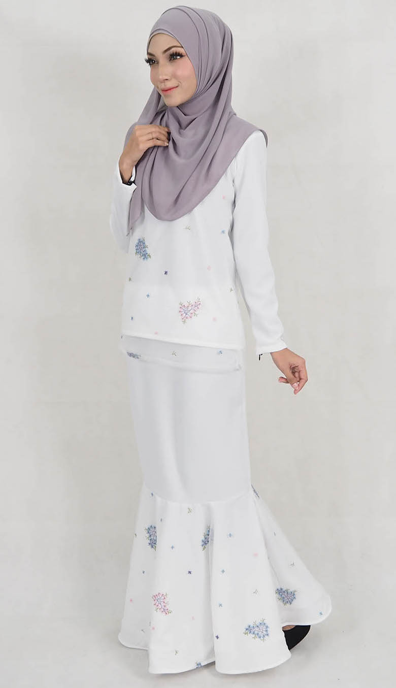 SW5176 Stylish Baju Kurung White