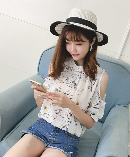 ZL785 Floral Blouse White