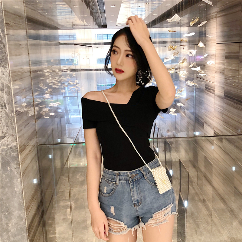 FF-183 Trendy Top Black