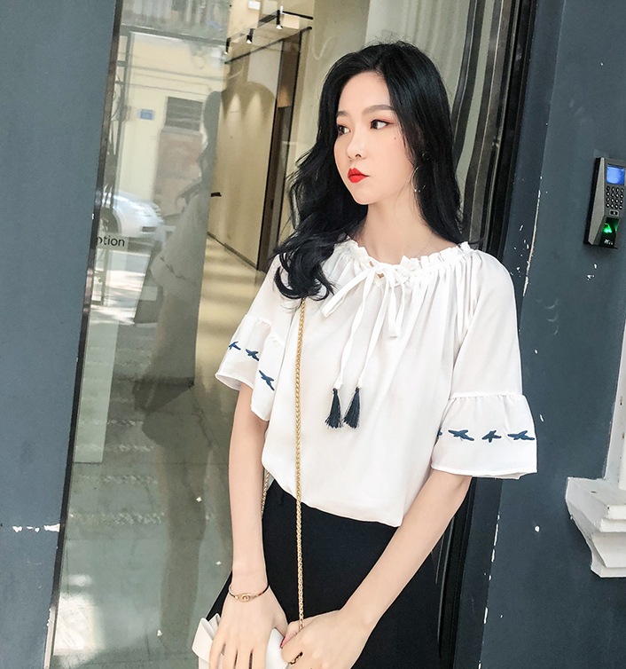 FF-195 Lovely Off Shoulder Top White