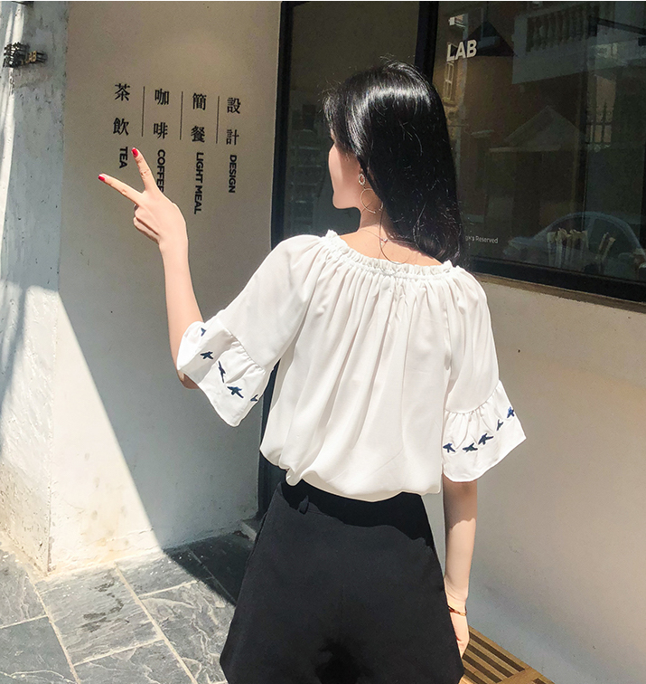 FF-195 Lovely Off Shoulder Top White