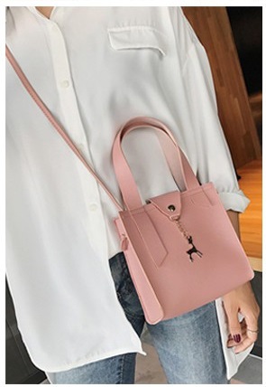 KW80404 DEER BUCKET BAG PINK