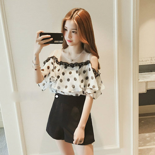 ZL818 Off Shoulder Blouse Black