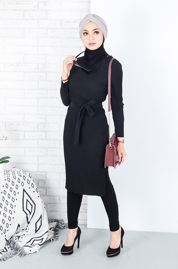 QA-662 WOMEN'S MIDI DRESS BLACK