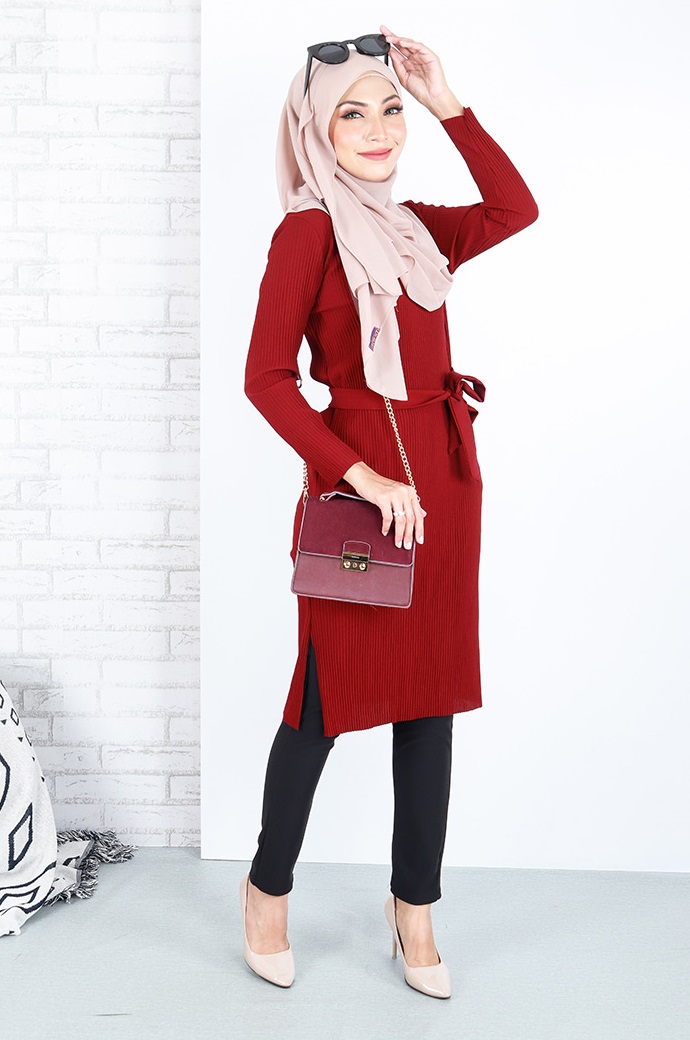 QA-662 WOMEN'S MIDI DRESS MAROON