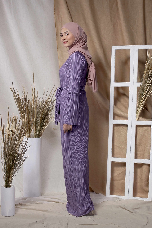 BM71219 PLEATED DRESS LAVENDER