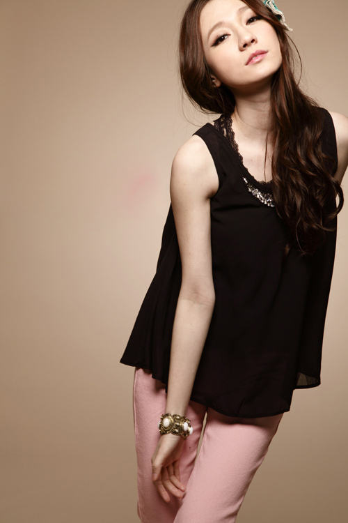 BM71161 WOMEN'S TOP BLACK
