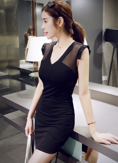 BM71167 V NECK DRESS BLACK