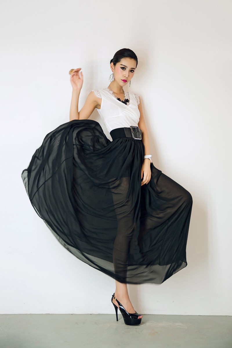BM71202 SEXY FLARE SKIRT BLACK
