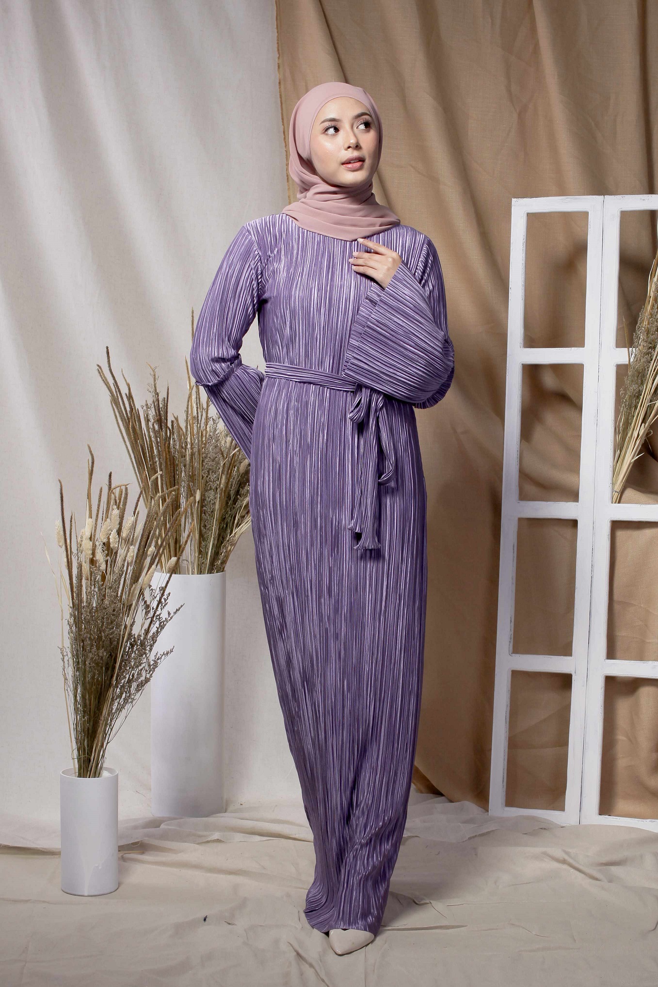 BM71219 PLEATED DRESS LAVENDER