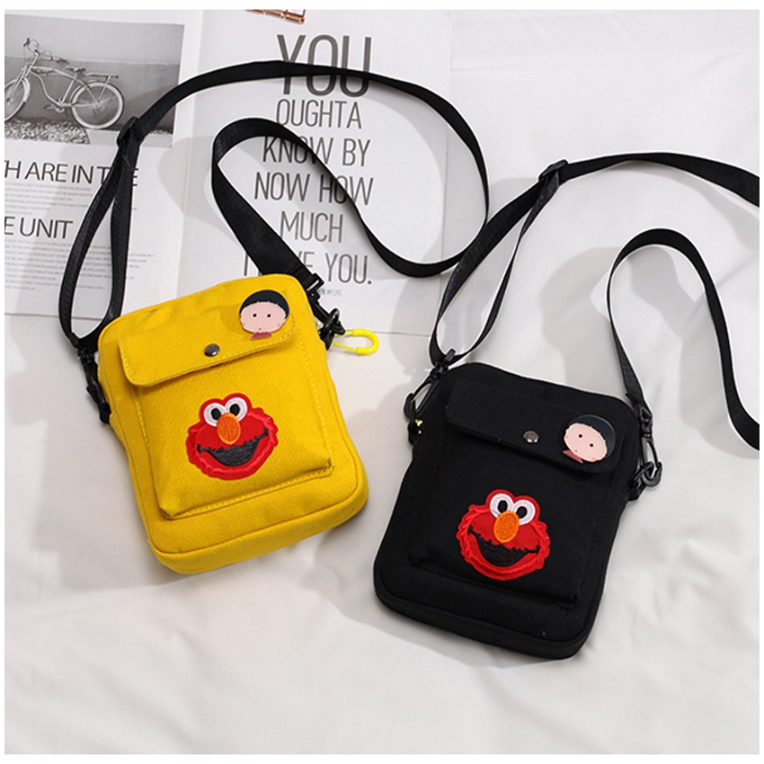 KW80497 CUTE SLING BAG BLACK