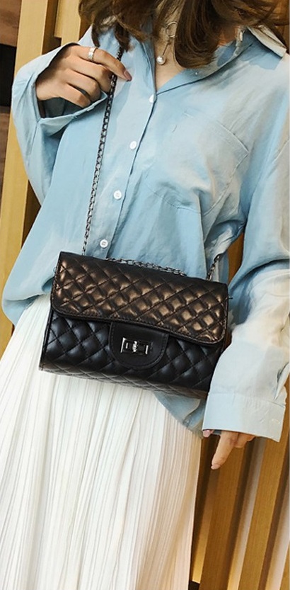 KW80647 STYLISH SLING BAG BLACK