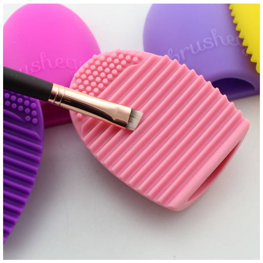 KW80686 BRUSH EGG CLEANING MAKEUP TOOL