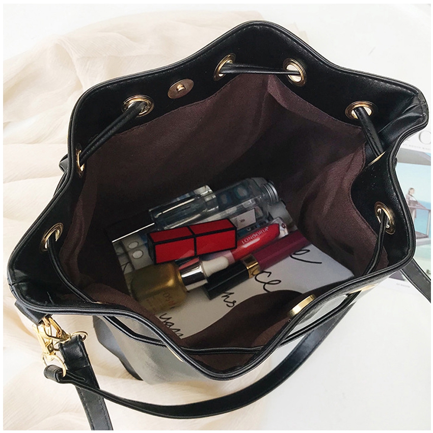KW80711 TRENDY BUCKET BAG BLACK