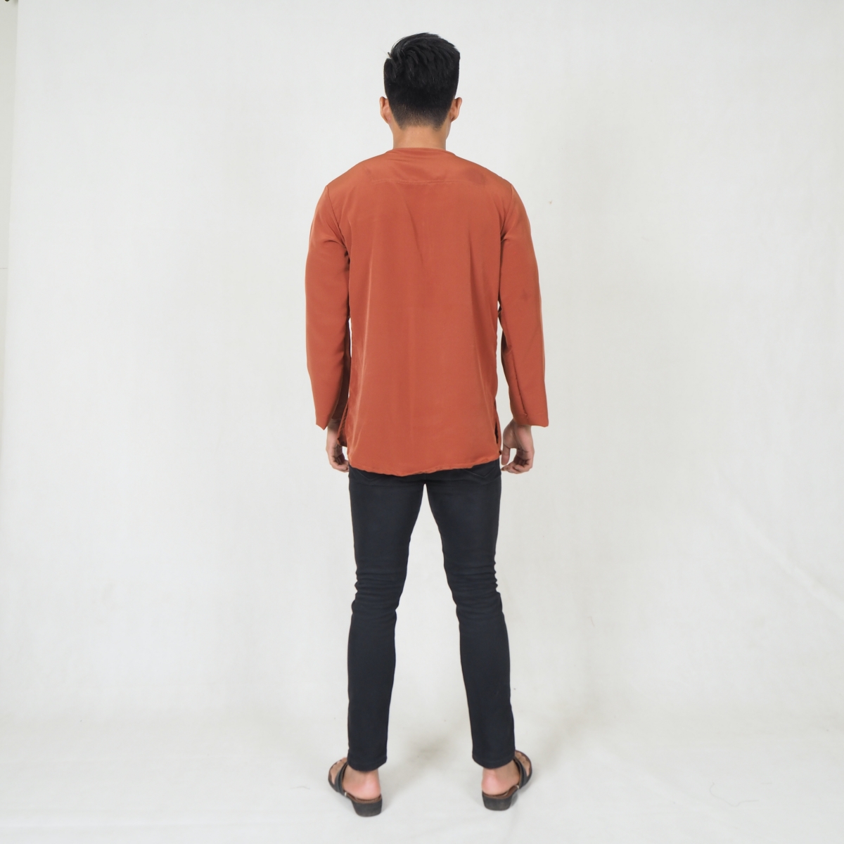 SW5217 SLIM FIT MEN KURTA BROWN