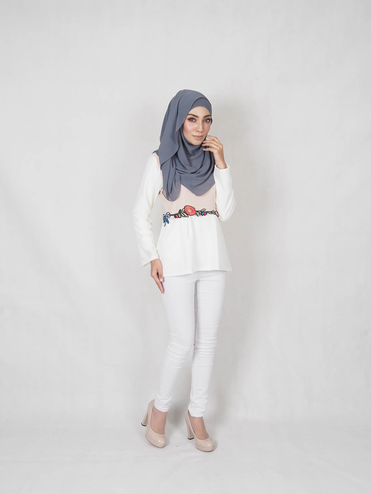 SW5335 MUSLIMAH BLOUSE CREAM