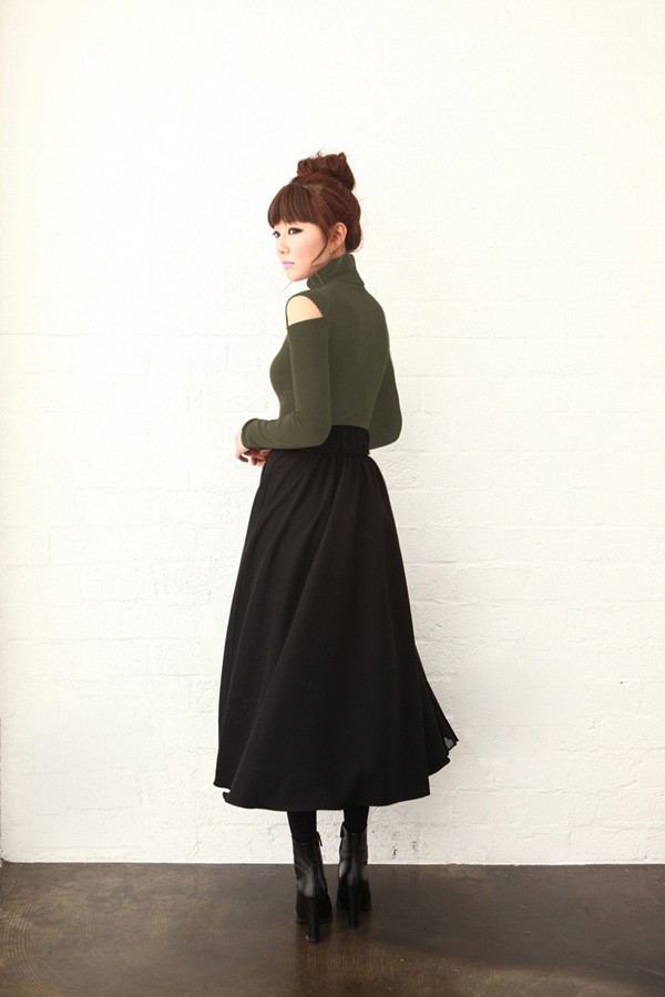 BM71256 TURTLE NECK FASHION TOP GREEN