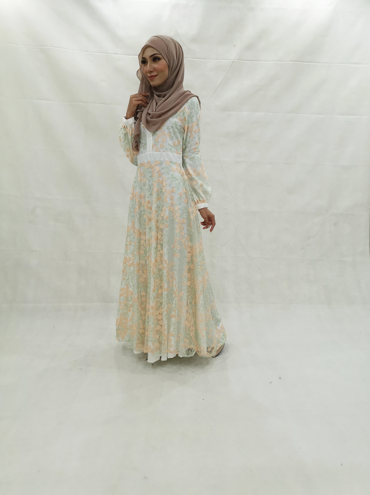 SW5205 STYLISH LACE JUBAH WHITE