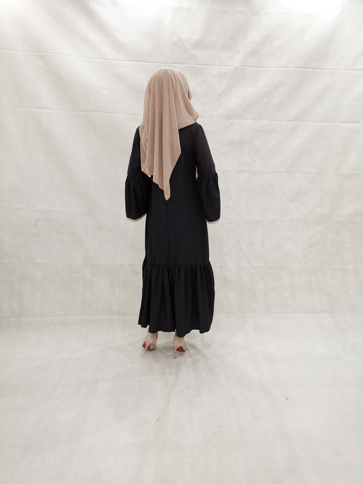 SW5206 MODERN WOMEN'S JUBAH BLACK