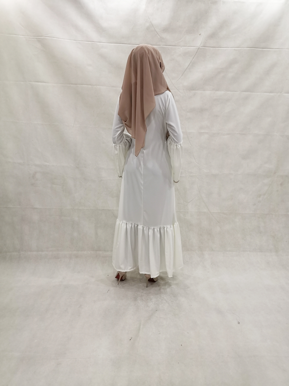 SW5206 MODERN WOMEN'S JUBAH WHITE