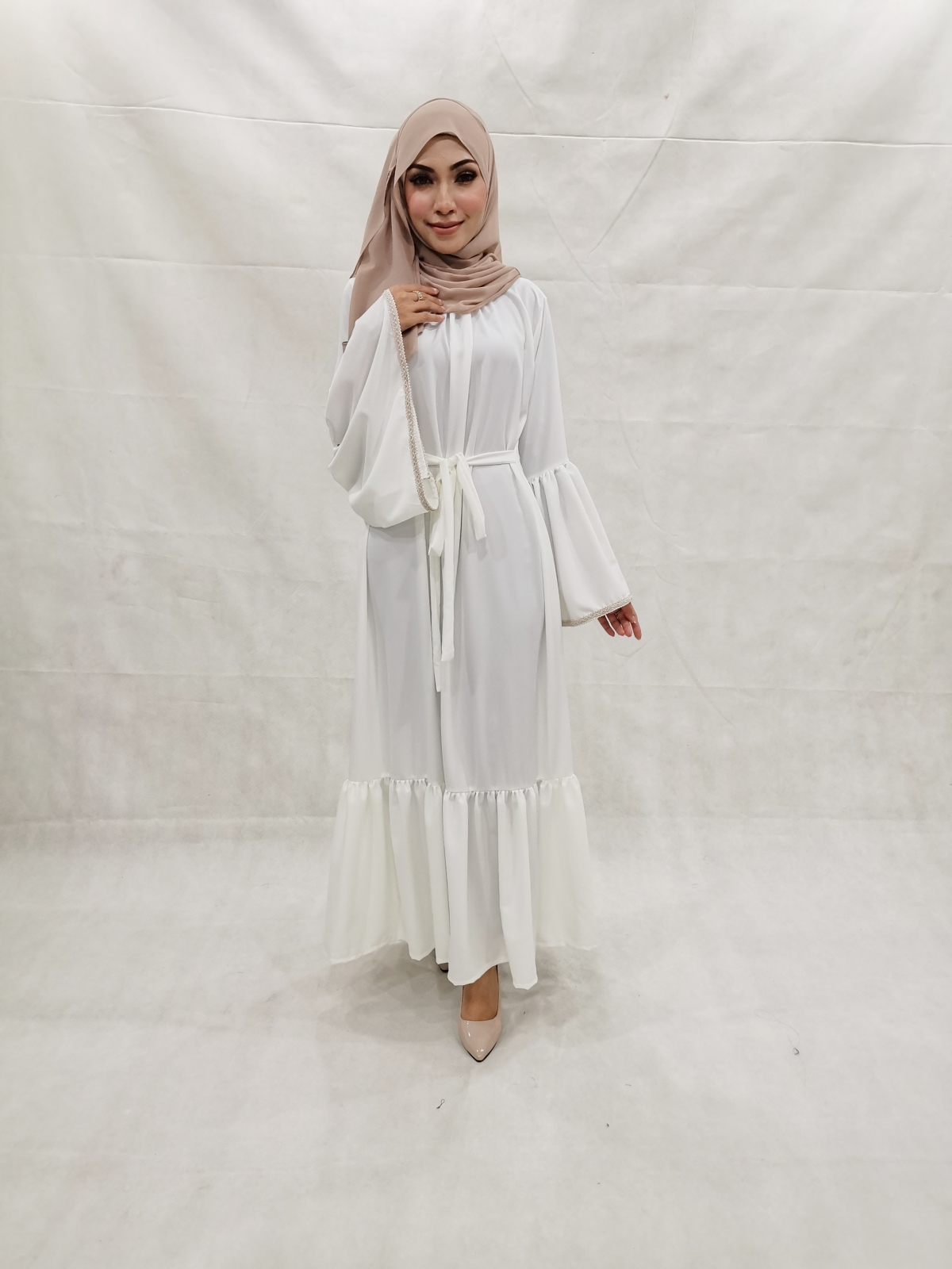 SW5206 MODERN WOMEN'S JUBAH WHITE