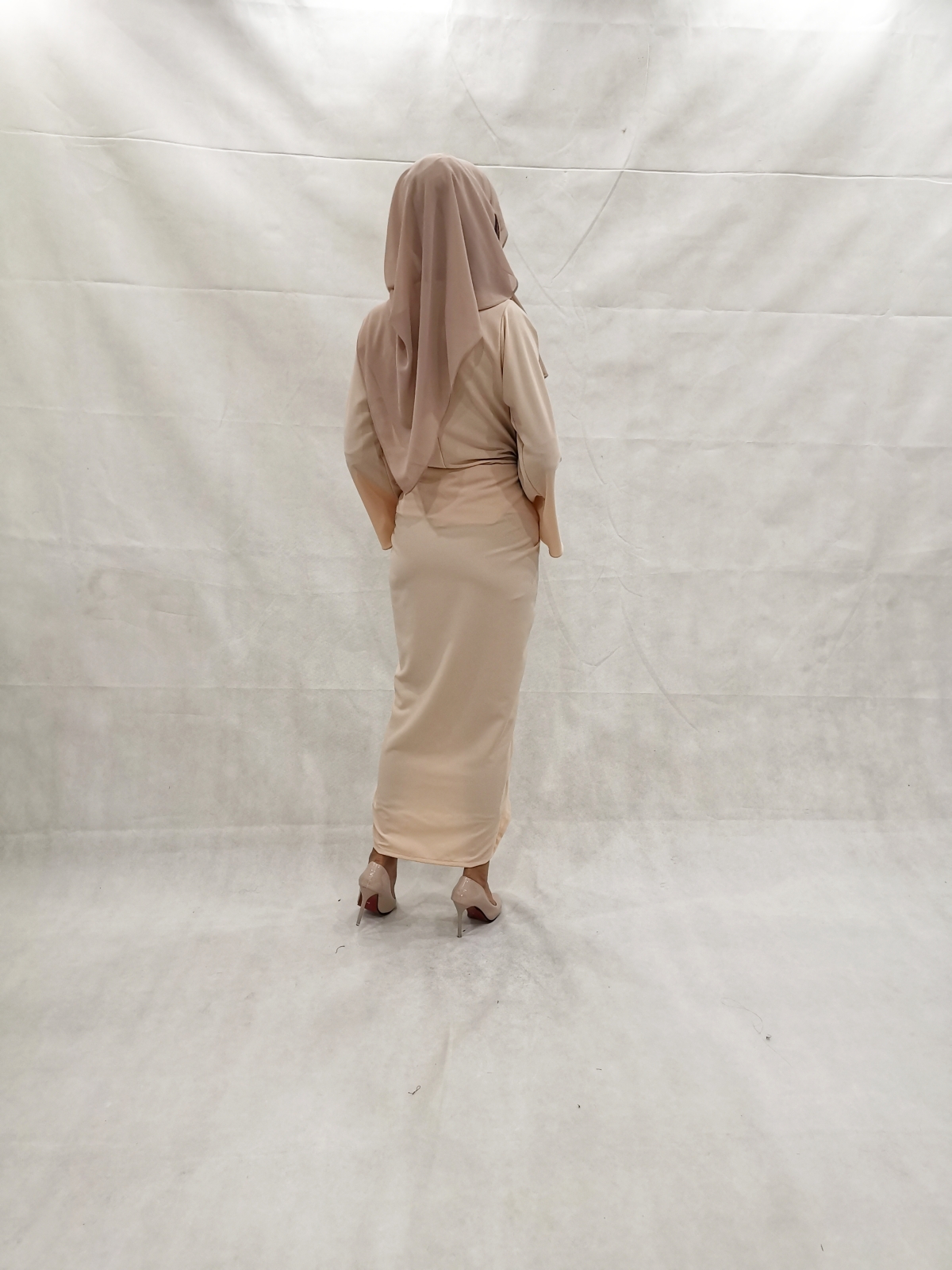 SW5231 PLAIN KNOT DRESS CREAM