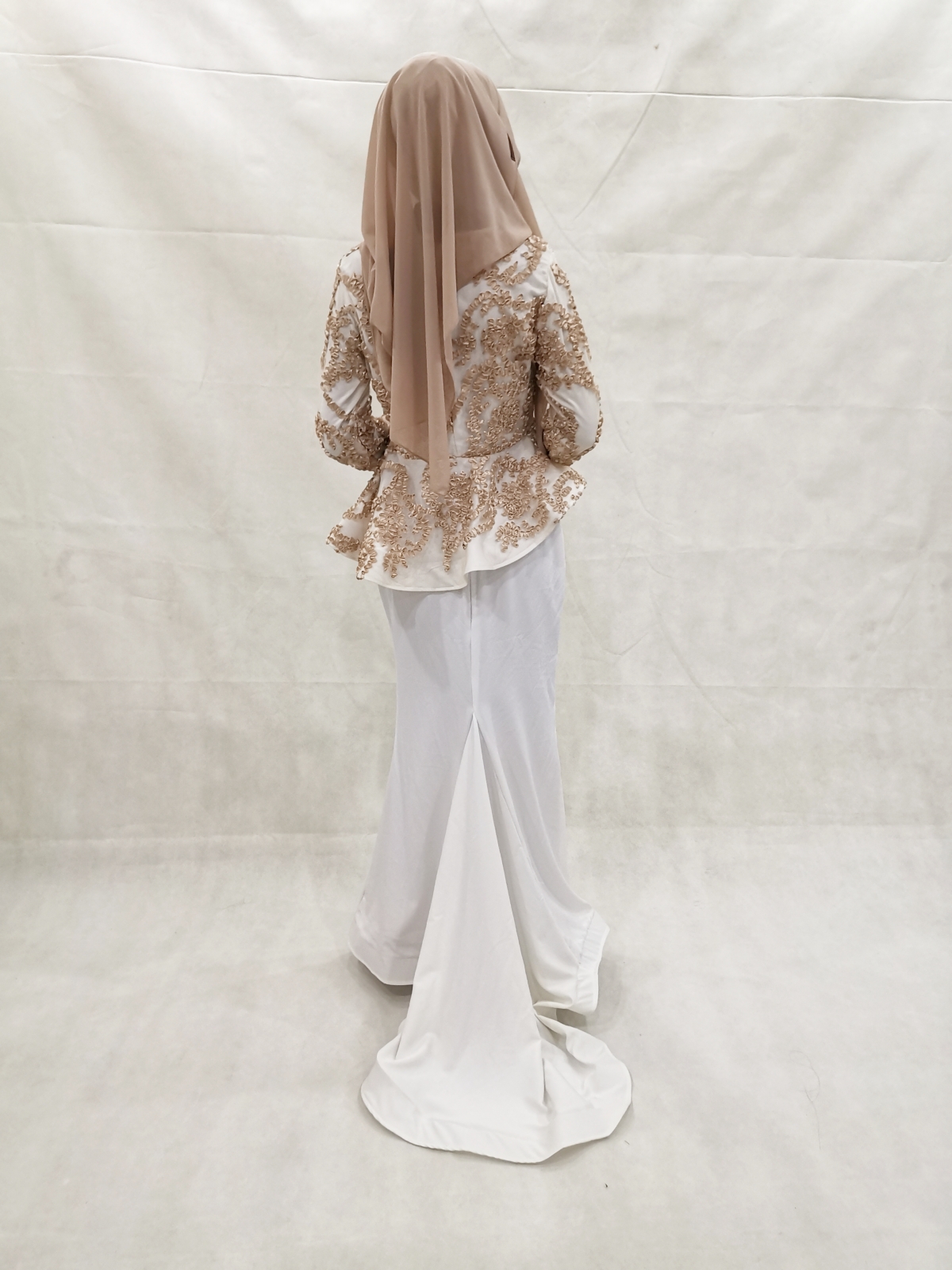 SW5232 LUXE COLLECTION MODERN KURUNG WHITE