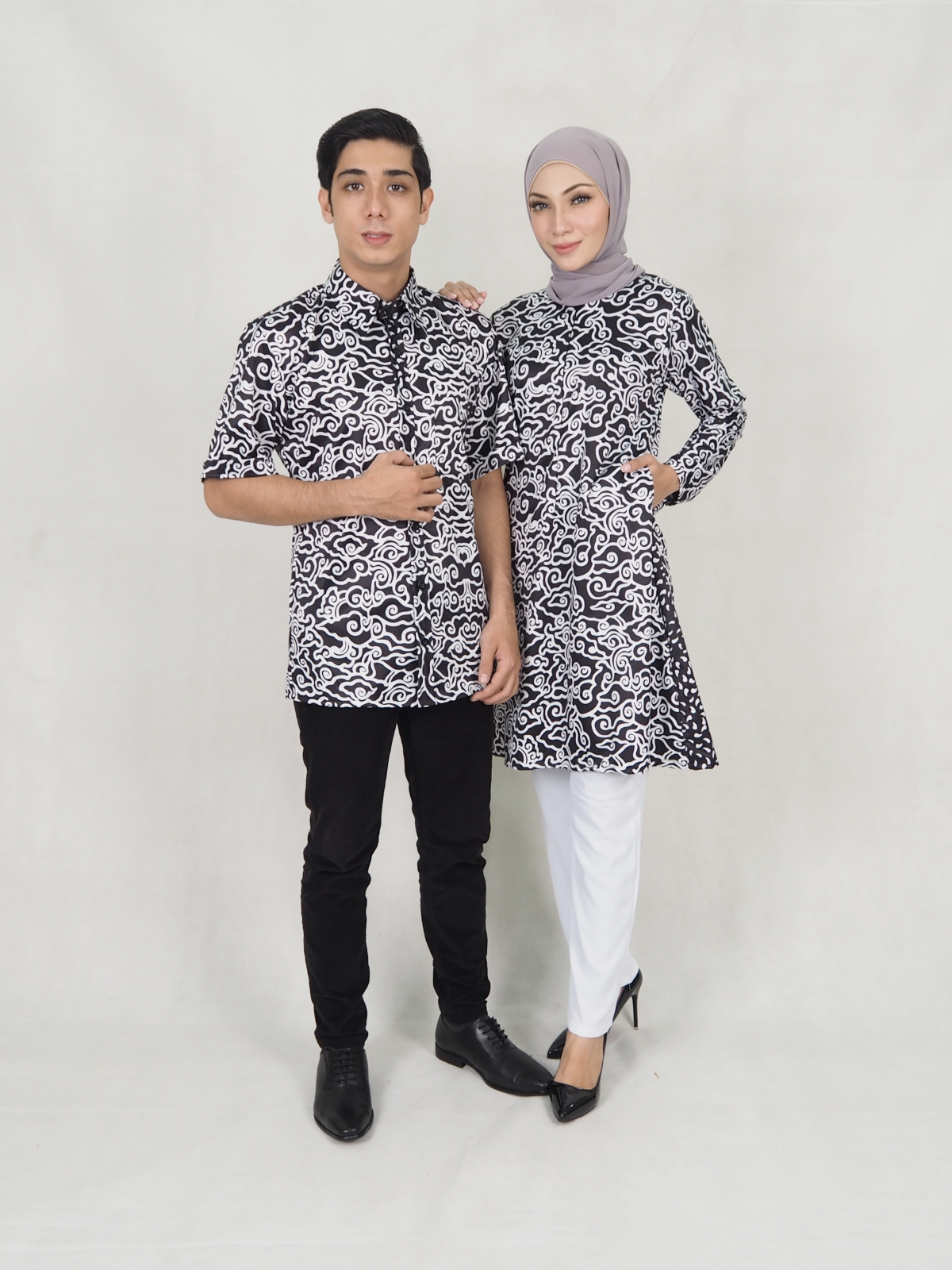 SW5307 MUSLIMAH PRINTED BLOUSE BLACK