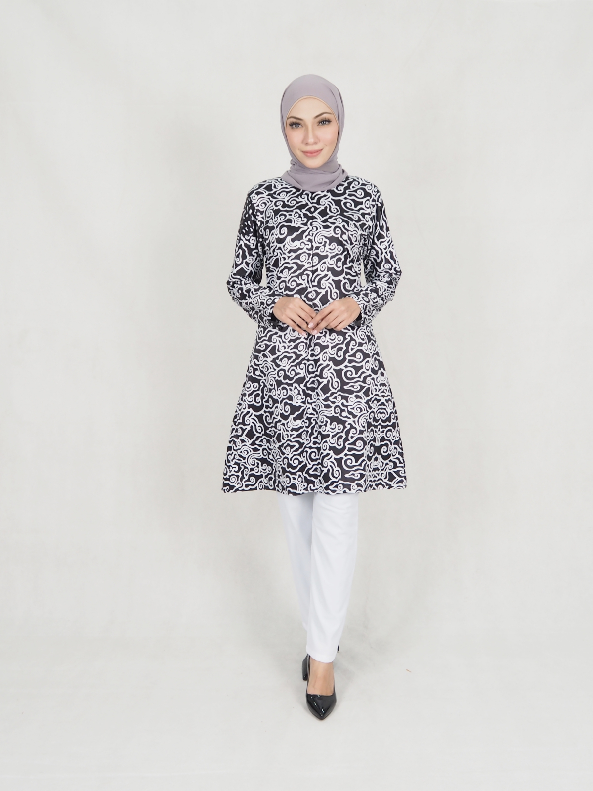 SW5307 MUSLIMAH PRINTED BLOUSE BLACK