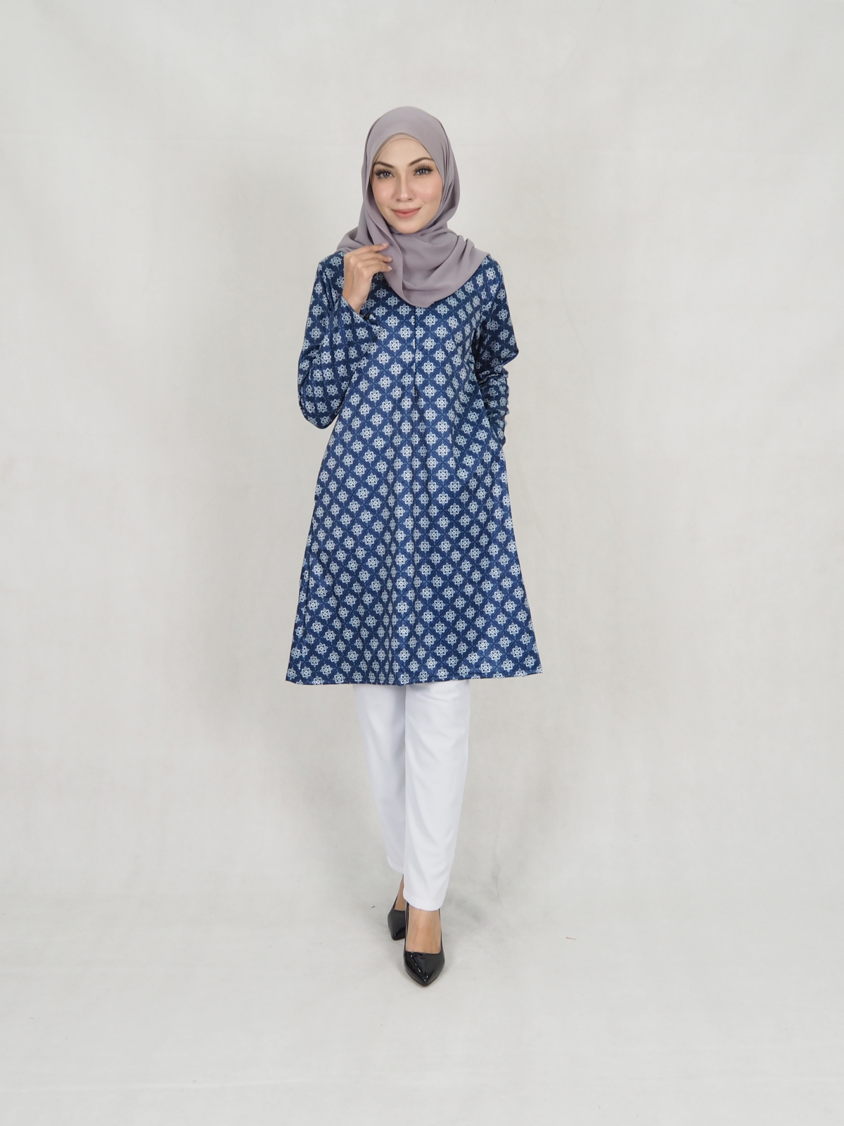 SW5307 MUSLIMAH PRINTED BLOUSE BLUE