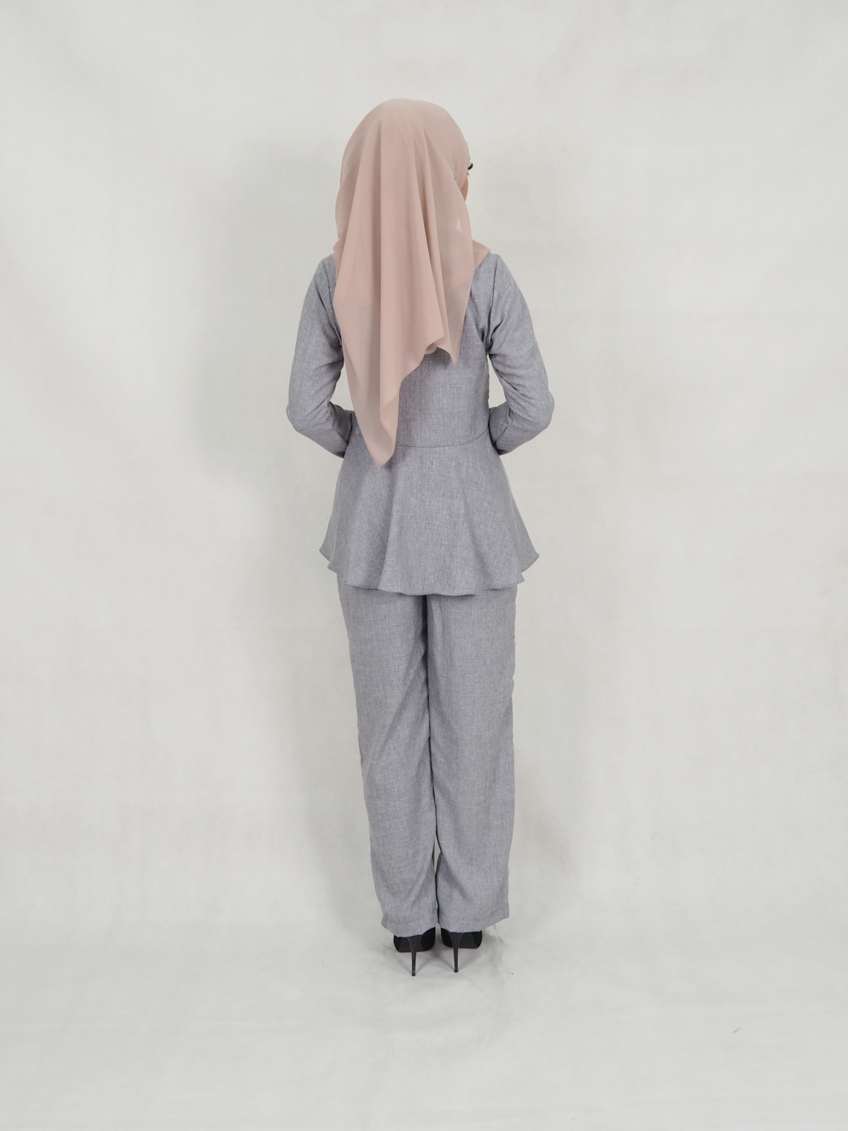 SW5313 MUSLIMAH TOP & PANTS GREY
